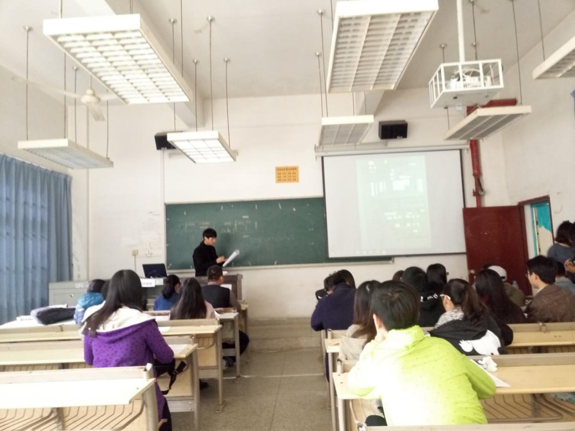 計(jì)算機(jī)科學(xué)與技術(shù)學(xué)院成功舉辦“雙培并舉，筑牢根基”發(fā)展黨員培訓(xùn)會(huì)暨計(jì)算機(jī)技術(shù)專項(xiàng)培訓(xùn)